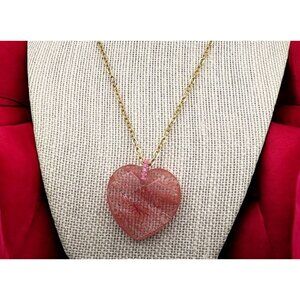 Vintage Heart Shaped Pink Pendant Necklace with Gold Tone Chain Faceted Bead